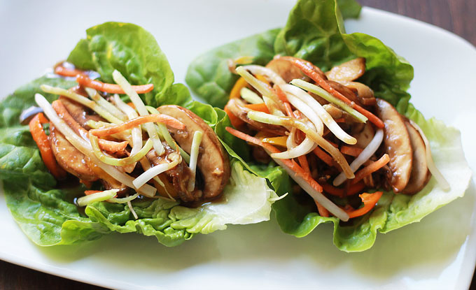 Close-Up-Asian-Lettuce-Wrap