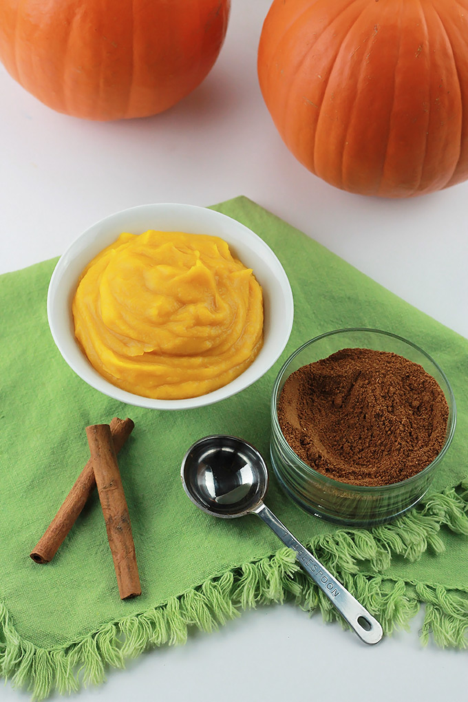 Let the Fall baking begin, save money and make your own Pumpkin Pie Spice and Pumpkin Puree.