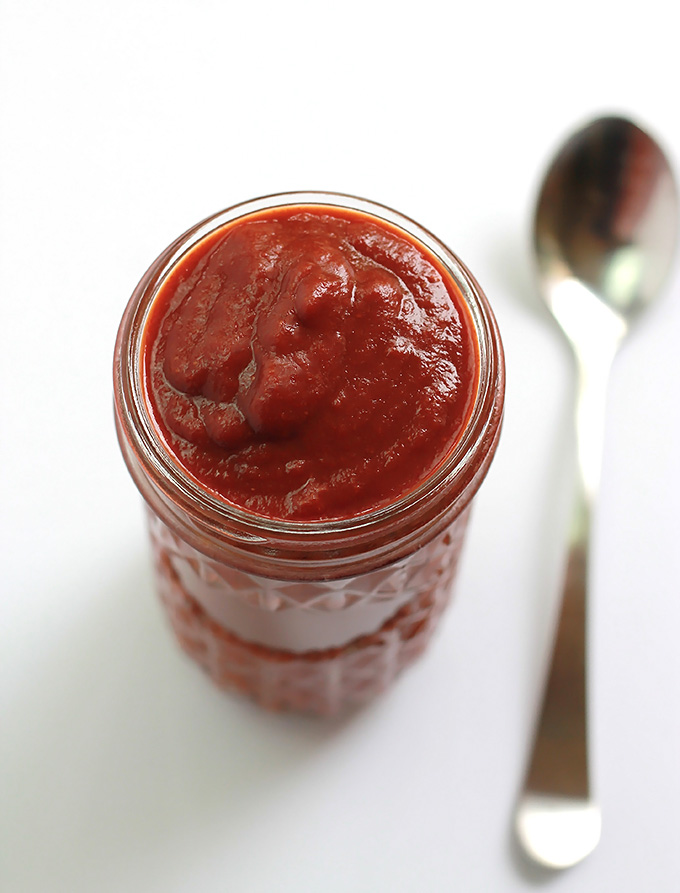 Thick, tangy and sweet with a little bit of smoky is the best way to describe this Homemade Vegan Barbeque Sauce, and just in time for the upcoming grilling season.