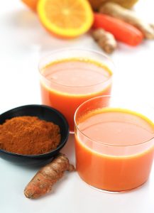Healing Turmeric Golden Juice - A healthy anti-inflammatory drink your body deserves.