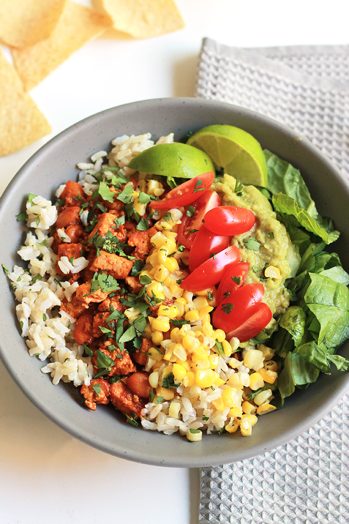 Chipotle peppers, roasted poblanos, aromatic spices, this delicious Sofritas Bowl will please vegans, vegetarians and even the carnivores. It's that good. 