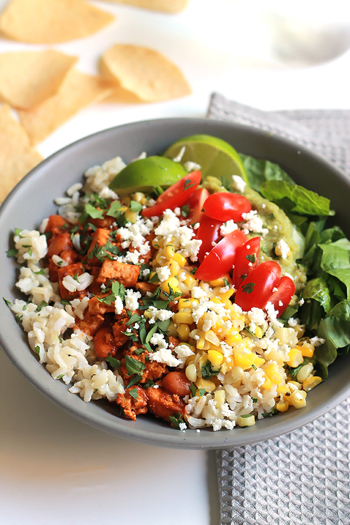 Chipotle peppers, roasted poblanos, aromatic spices, this delicious Sofritas Bowl will please vegans, vegetarians and even the carnivores. It's that good. 