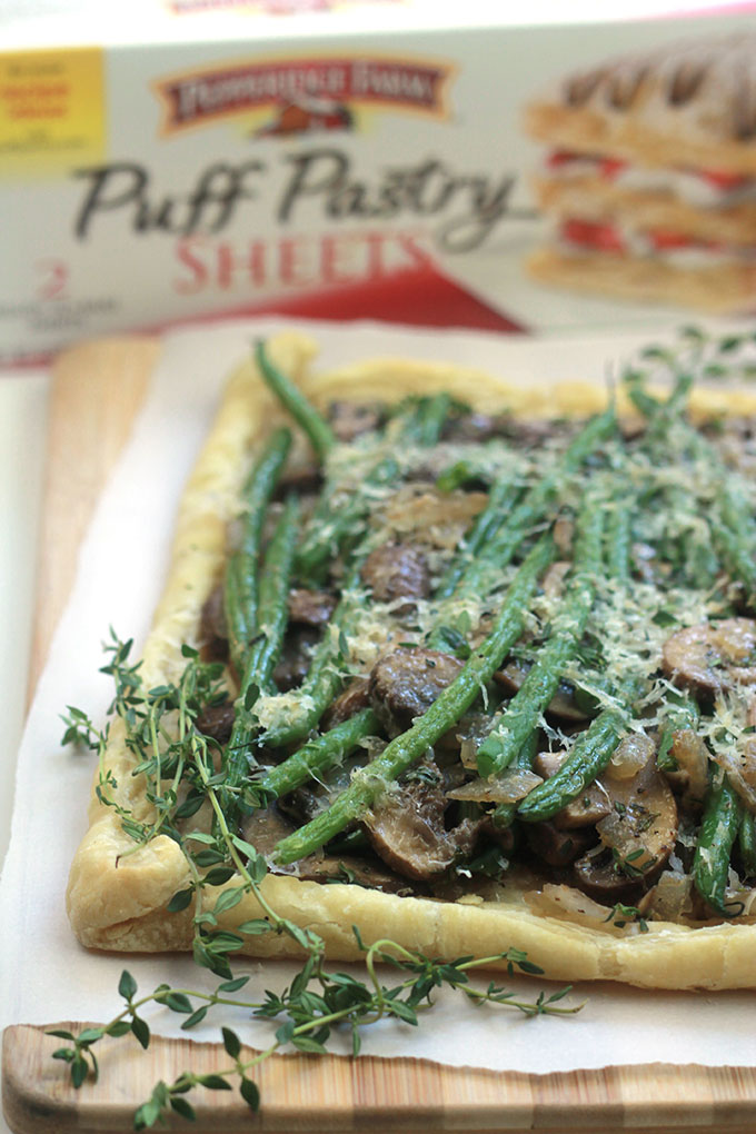 Rustic and savory Easy Mushroom Green Bean Tart. Great dish for a Black Friday brunch, perfect way to use Thanksgiving leftovers.