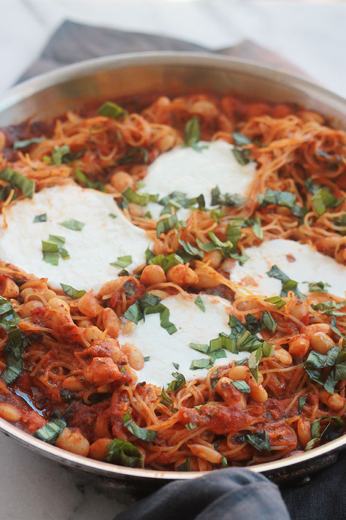 No mess, no fuss One-Pot Pasta with Burrata, uncomplicated and simply delicious.