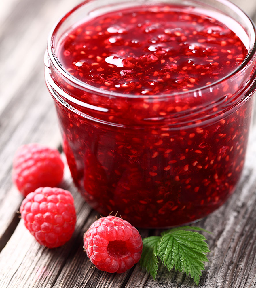 Happy Friday! Welcome to Pretty Pintastic Party #171, this week my favorite link from last week’s party is this quick and easy 1 Pint 10 Minute Raspberry Jam you can find at Brooklyn Farm Girl.